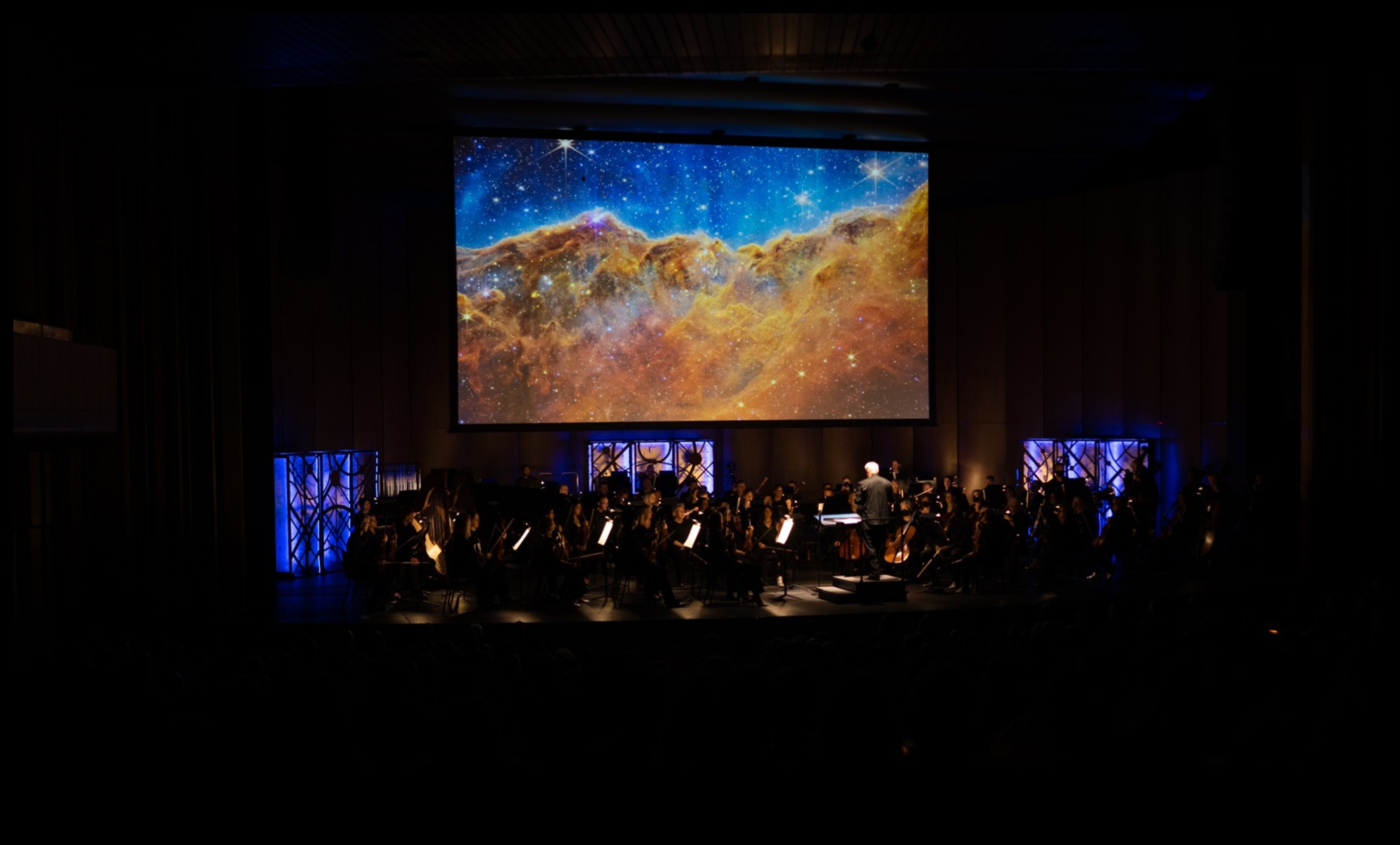 Orbital Maestros: Η Συμφωνία της NASA στο Κόσμο