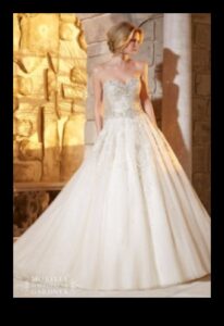 Couture Cool: Modern Bridal Fashion statements